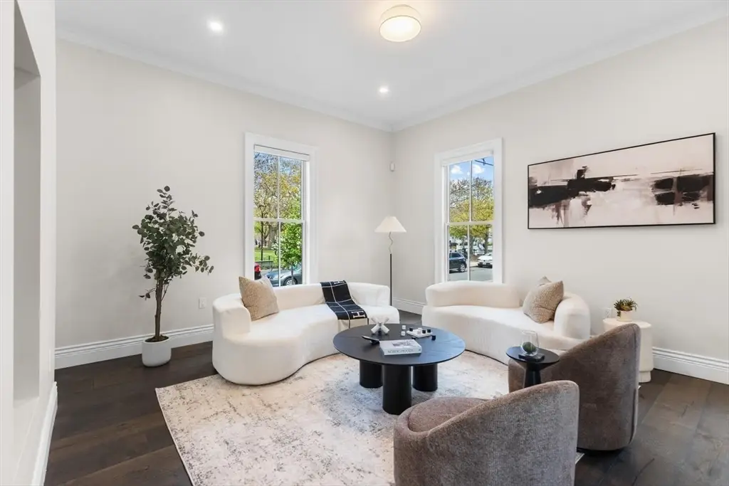 160 Norfolk St #1, Cambridge, MA 02139 - #1