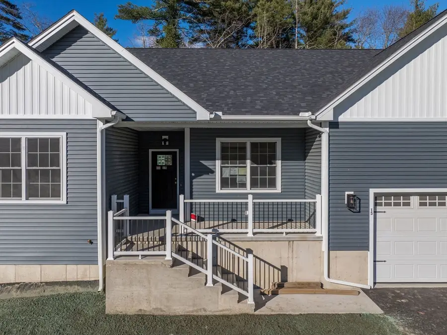 15 High Bluff, Belchertown, MA 01007 - #3