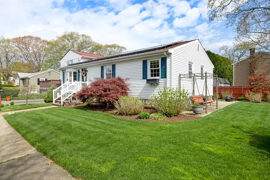 706 Lawton St, Fall River, MA 02721 - #2
