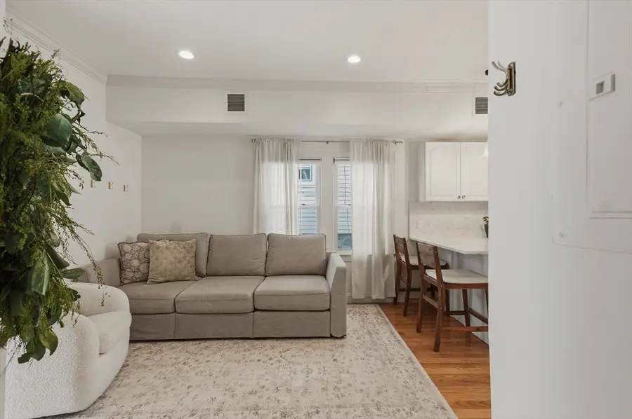 11 Columbia Rd #3, Wakefield, MA 01880 - #2