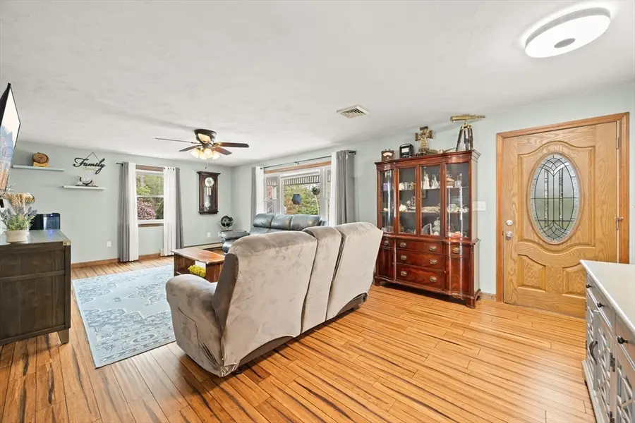 30 Sandy Beach Rd, Plymouth, MA 02360 - #3