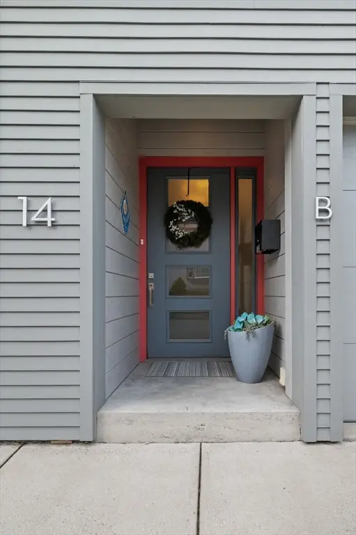 14 Central Street #B, Marblehead, MA 01945