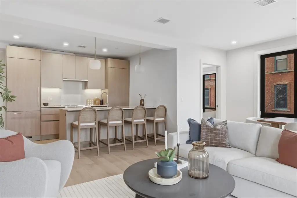 118 B Street #103, Boston, MA 02127 - #1