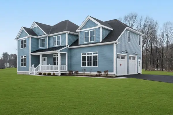 11 Earle Stewart Ln #Lot 2, Wrentham, MA 02093
