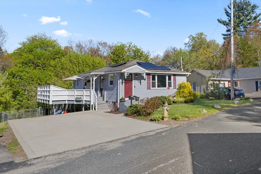 9 Williams St, Dudley, MA 01571 - #2