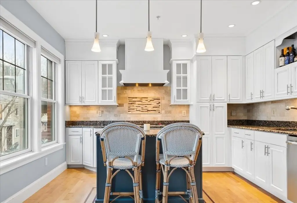 591 E 3rd St #1, Boston, MA 02127 - #1