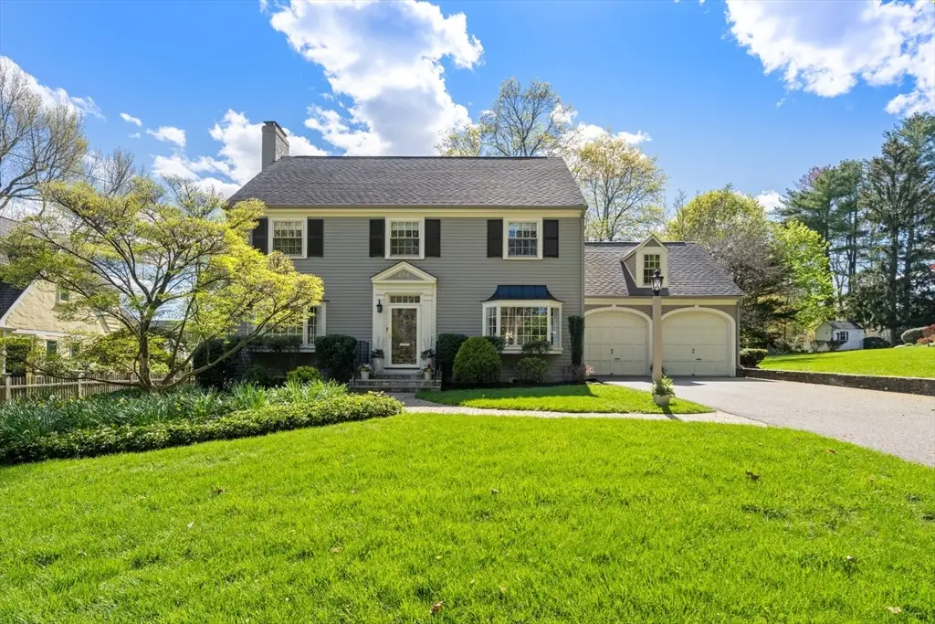 256 Robbins St, Milton, MA 02186 - #1