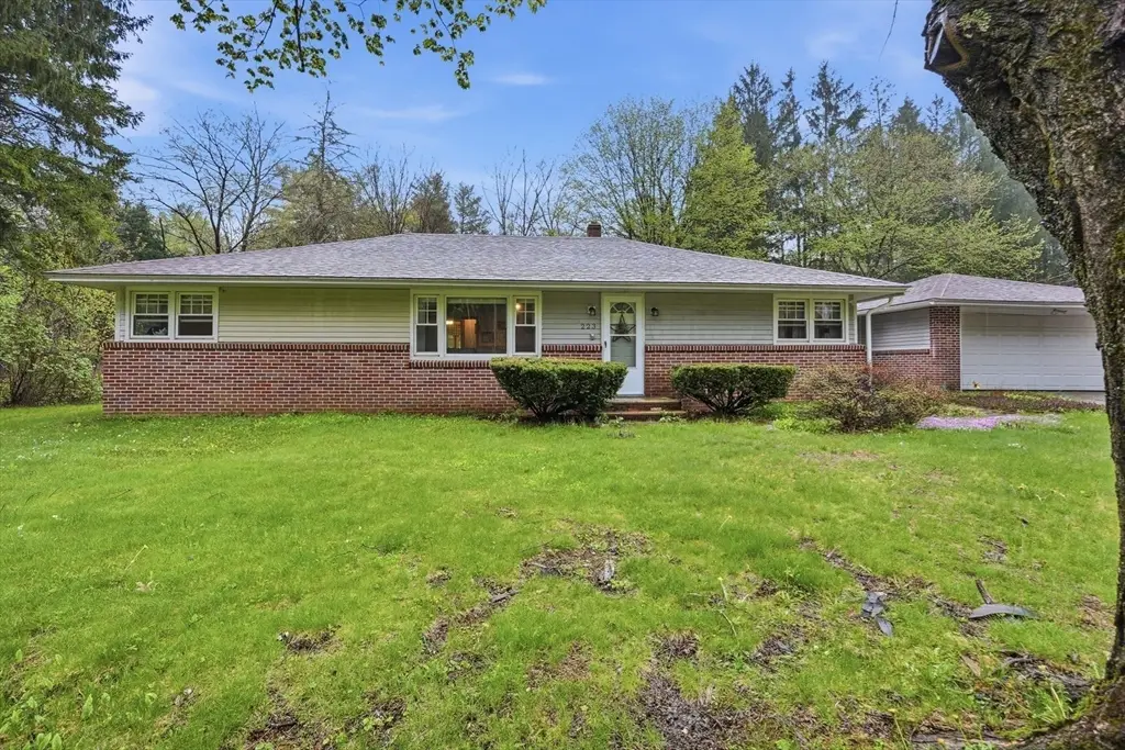 223 S Barre Rd, Barre, MA 01005 - #1