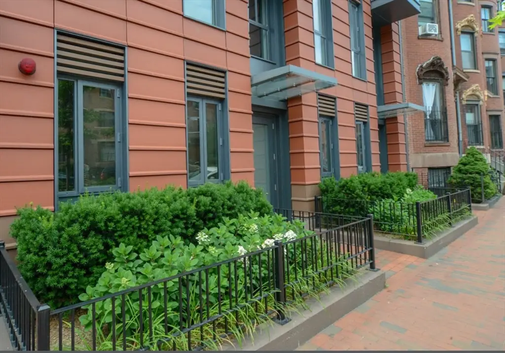 691 Massachusetts Ave #102, Boston, MA 02118 - #1