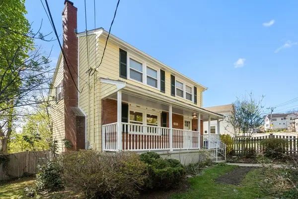 392 Poplar St, Boston, MA 02131