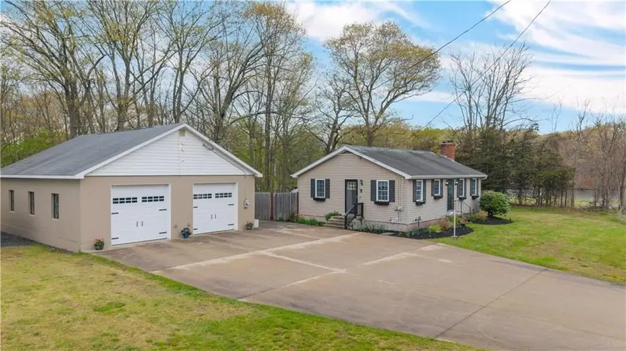 11 Crowell, Cumberland, RI 02864 - #2