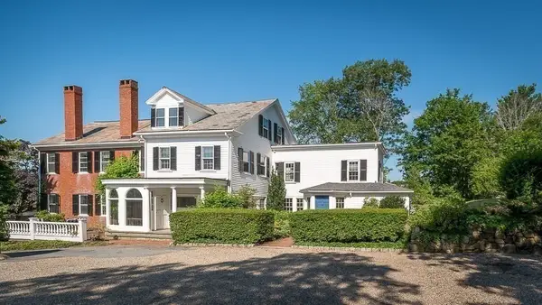 18 Union Street, Manchester, MA 01944