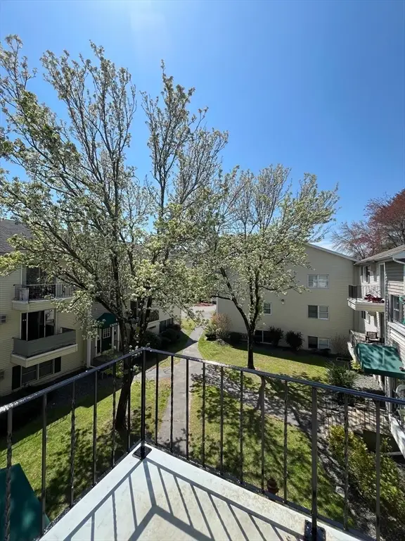 1261 Church #33, New Bedford, MA 02745