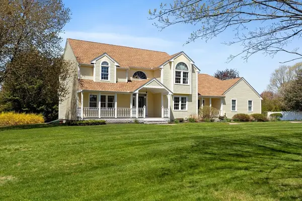 10 Baldwin Rd, Westford, MA 01886