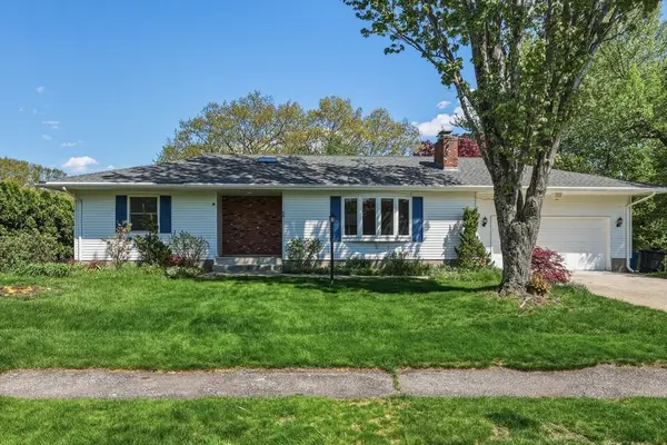 35 Chestnut Hill, South Hadley, MA 01075