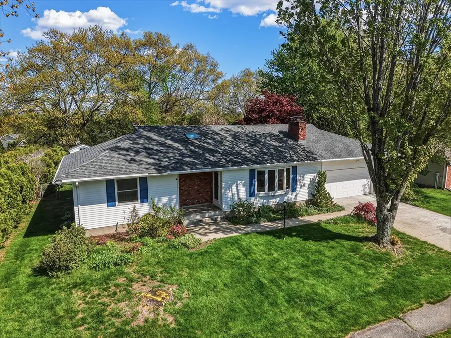 35 Chestnut Hill, South Hadley, MA 01075 - #2