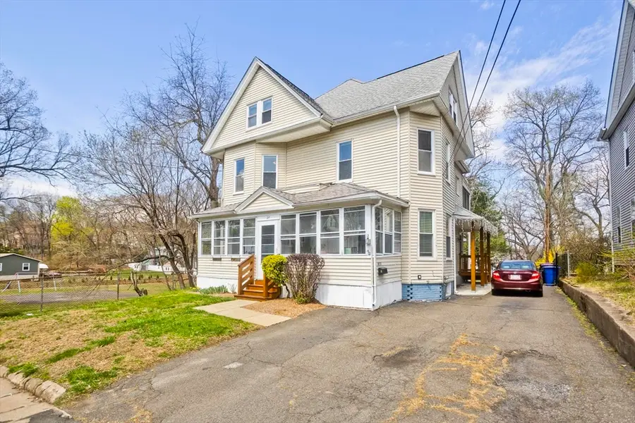 27 Morgan St., Holyoke, MA 01040 - #3