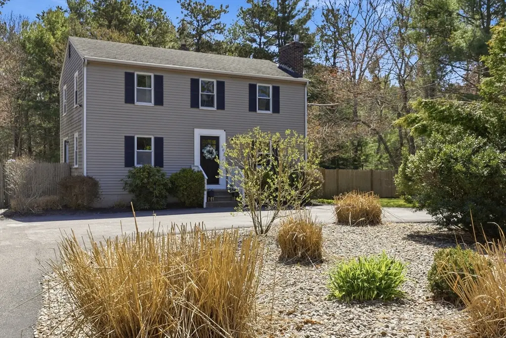 106 Bourne Rd, Plymouth, MA 02360 - #1