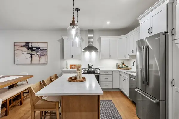 134 Court St #12, Plymouth, MA 02360