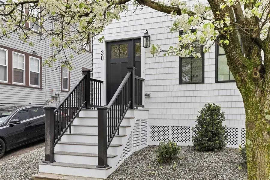 30 Waverly Ave, Everett, MA 02149 - #3