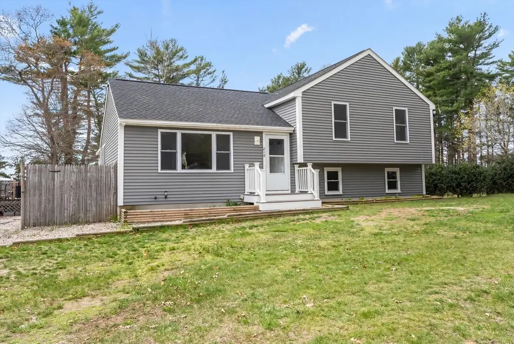 210 Plymouth St, Carver, MA 02330 - #1