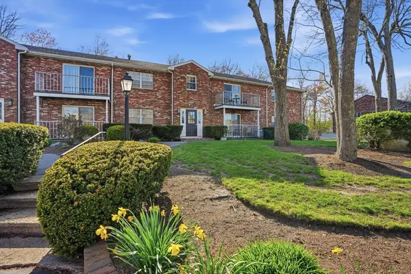 16 Kingswood #2, Abington, MA 02351