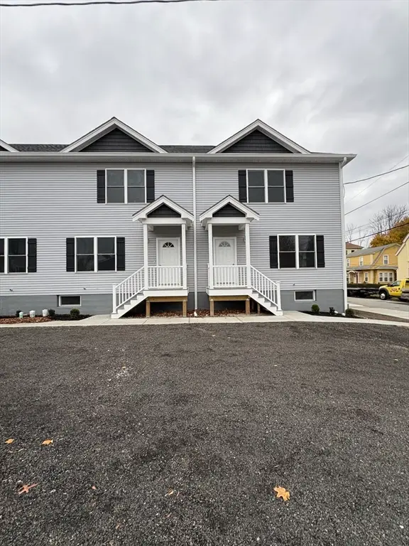 184 Avenue C #-M2, Woonsocket, RI 02895