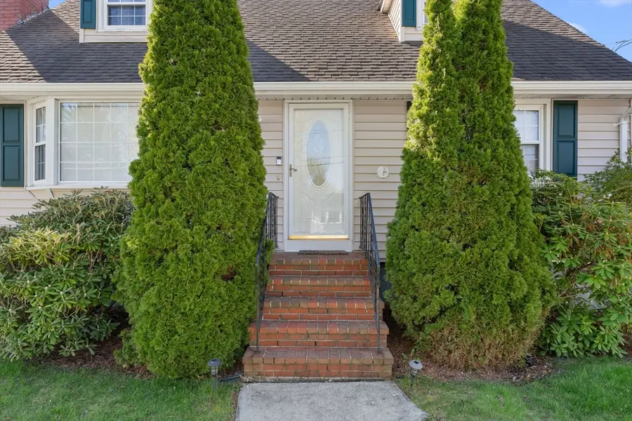 70 Westfield Dr, Brockton, MA 02301 - #3