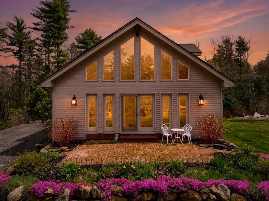 61 Monson Turnpike Rd, Petersham, MA 01366 - #2