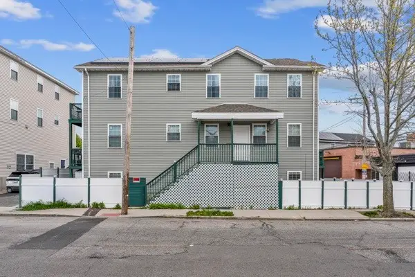 603 Charles St, Providence, RI 02904 - #1