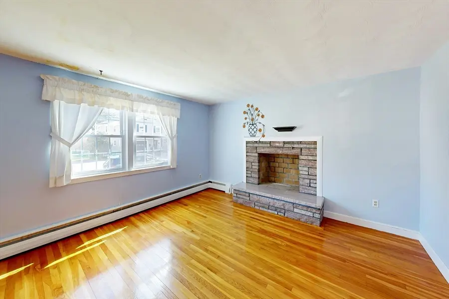 15 Rose St, Milton, MA 02186 - #2