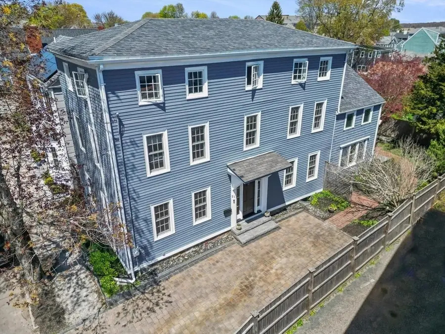 21 Purchase St, Newburyport, MA 01950 - #3