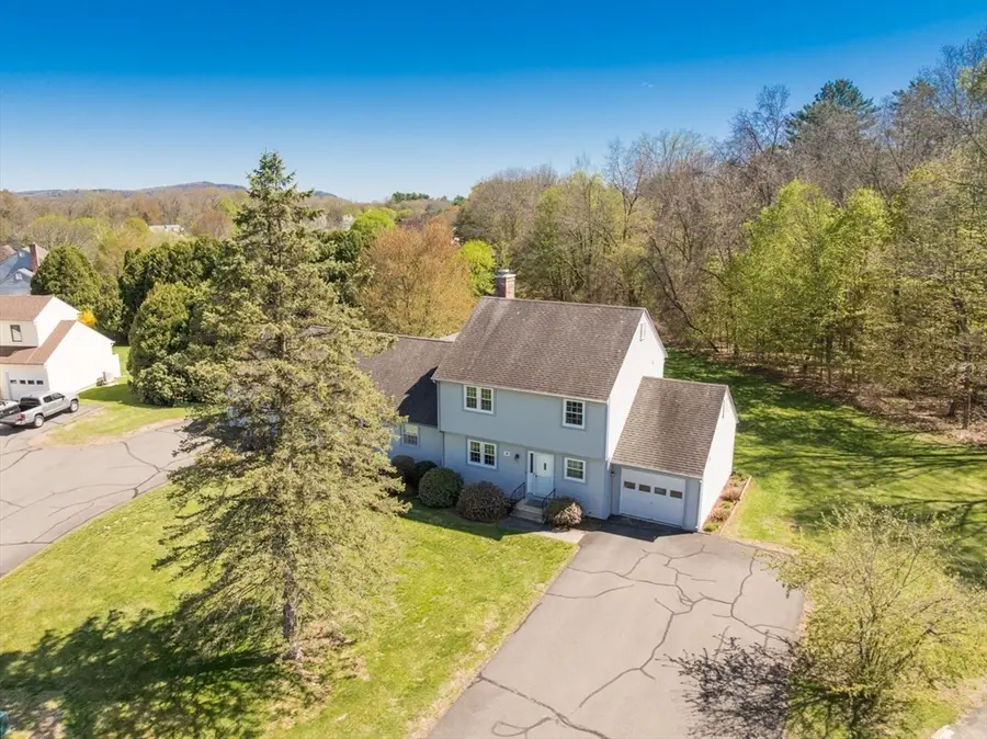 6 Duncan Dr #B, South Deerfield, MA 01373 - #3