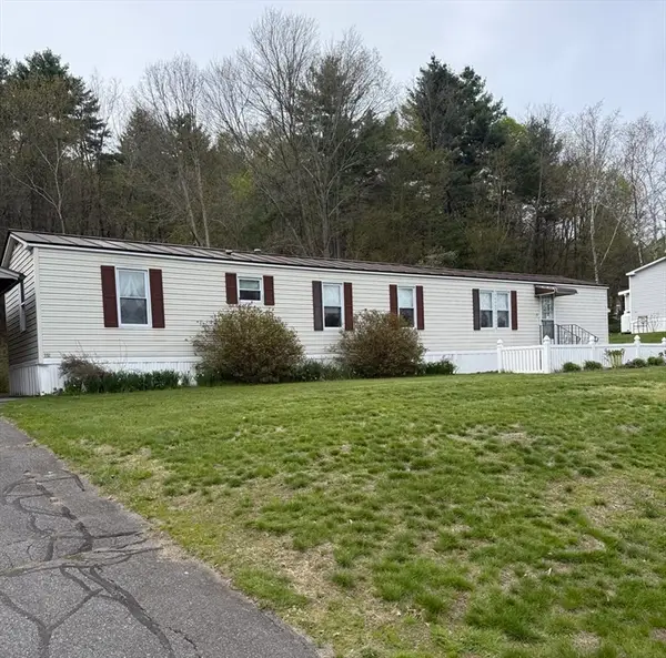 75 South St #38, Bernardston, MA 01337