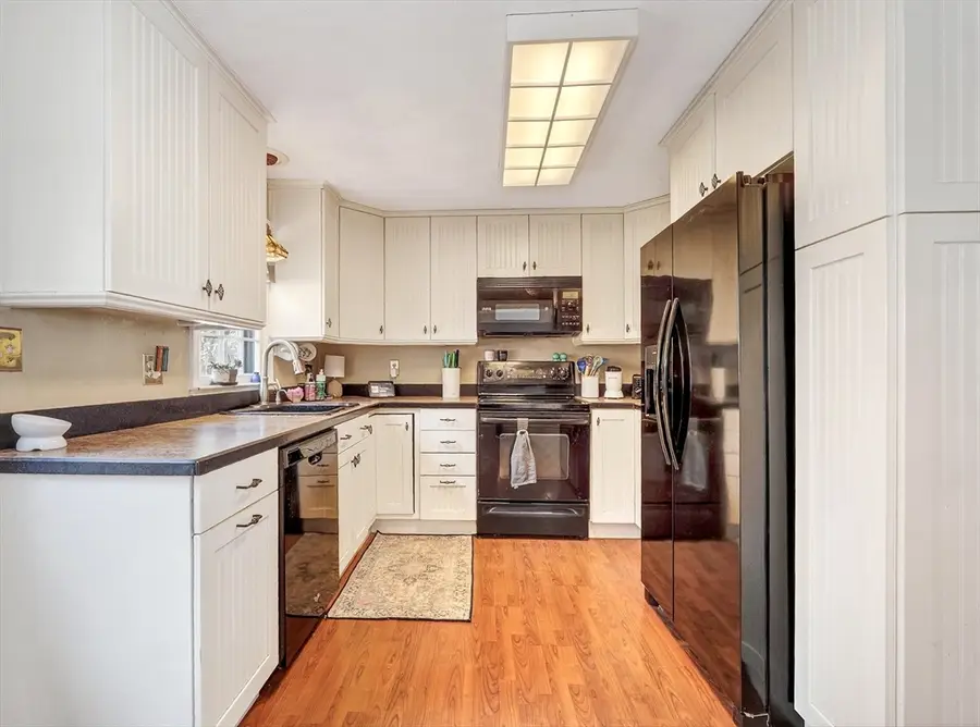 271 Hoyts Wharf Rd, Groton, MA 01450 - #2