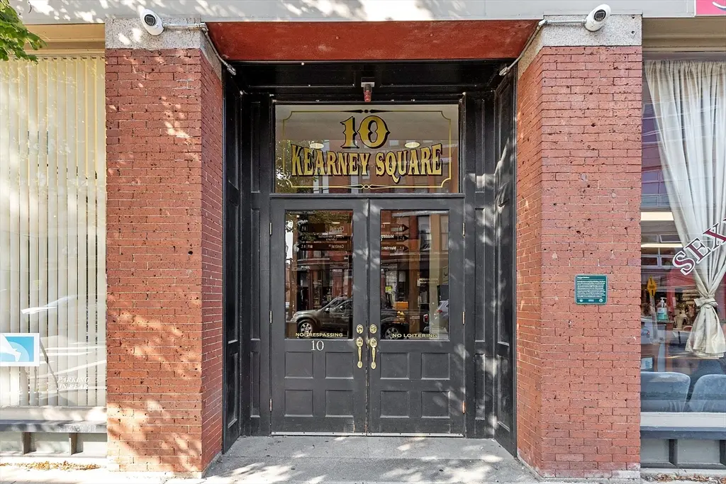 10 Kearney Sq #405, Lowell, MA 01852 - #1