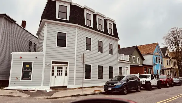 804-806 Saratoga #3, Boston, MA 02128