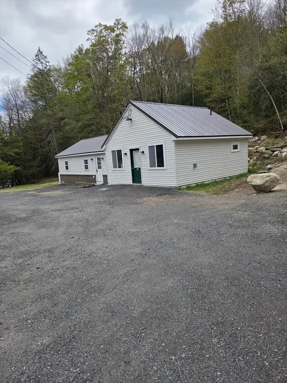 47 Goshen Road, Williamsburg, MA 01096