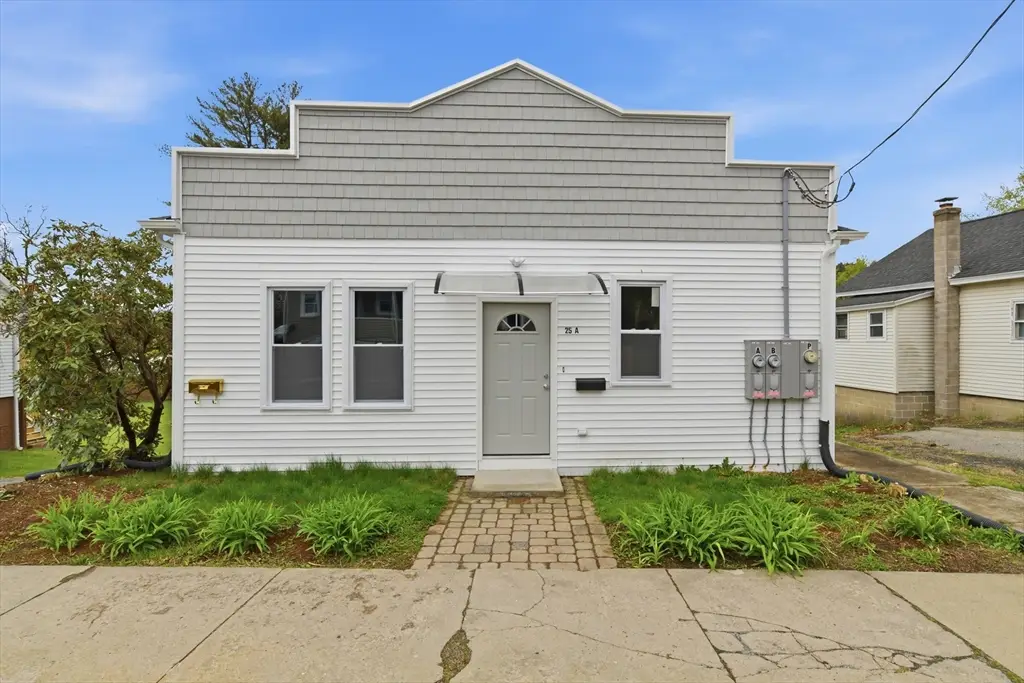25 Bourne St., Three Rivers, MA 01080 - #1
