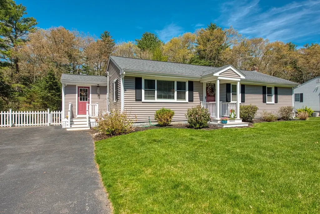35 Pinecrest Dr, Taunton, MA 02780 - #1