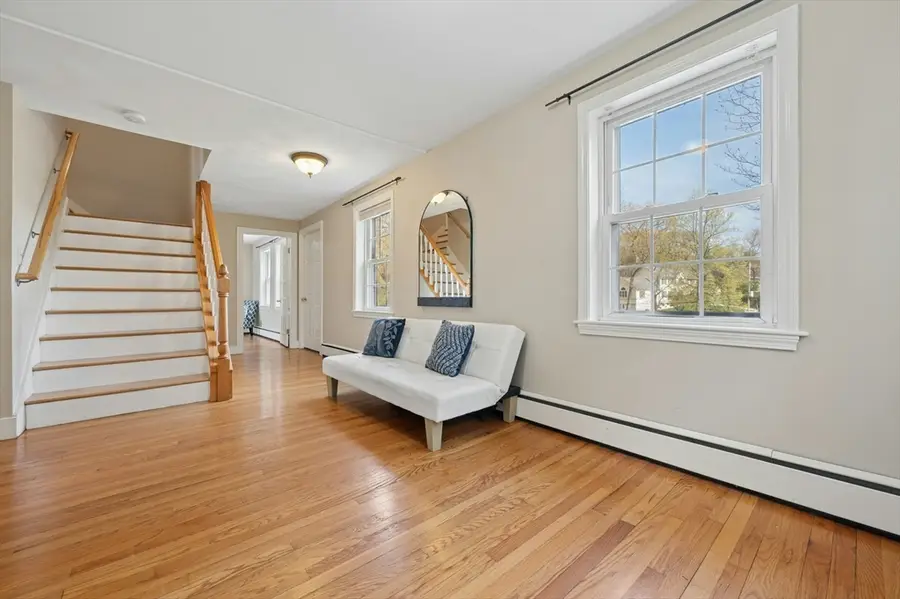 61 Gulf St, Shrewsbury, MA 01545 - #3