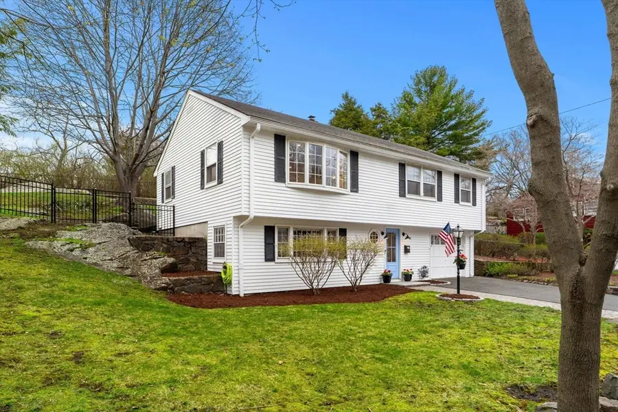92 Moffatt Rd, Salem, MA 01970 - #3