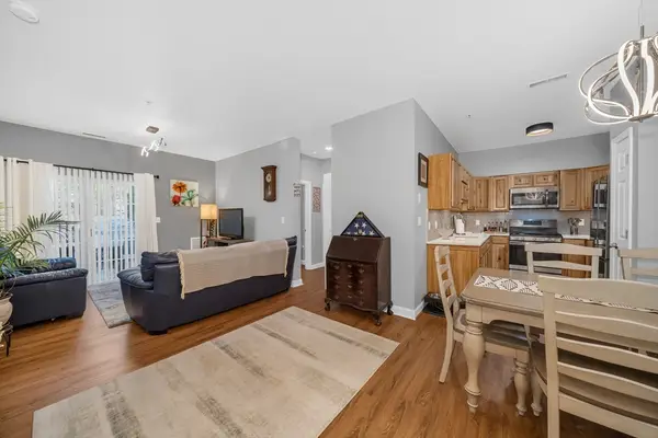 23 Hampshire Rd #112, Methuen, MA 01844