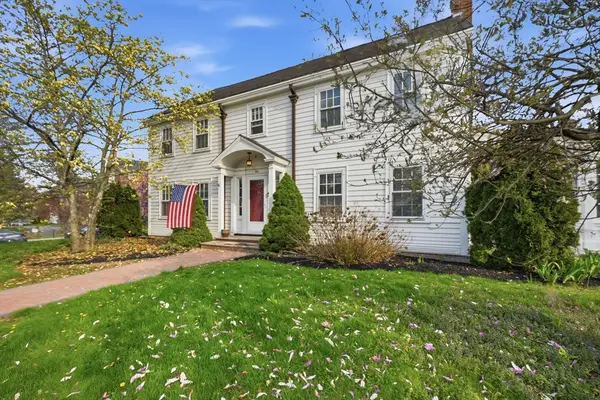 350 S Main St, Haverhill, MA 01835