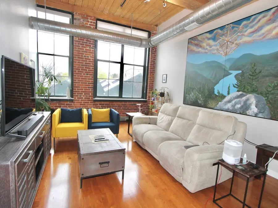 160 Fremont St #317, Worcester, MA 01603 - #2