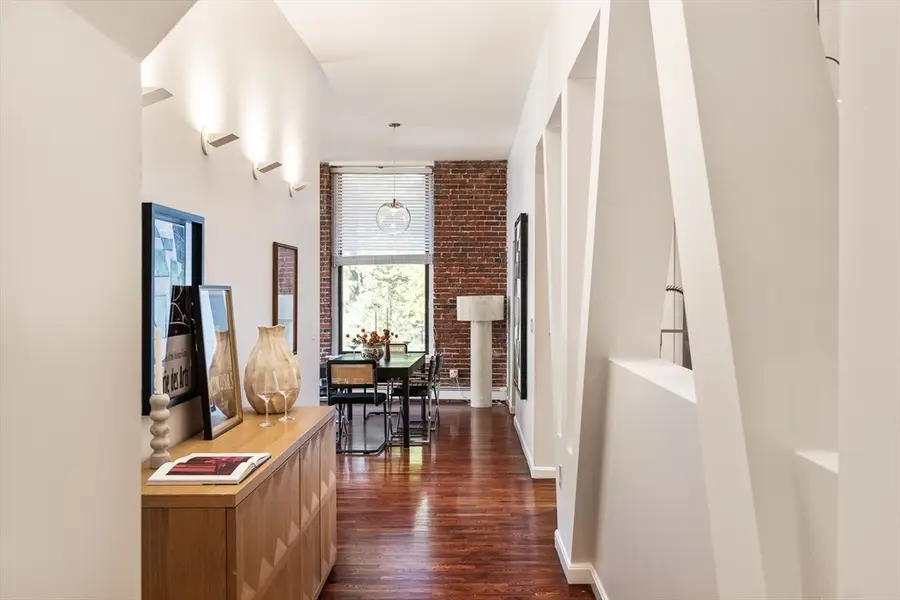 69 Harvey St #7, Cambridge, MA 02140 - #3