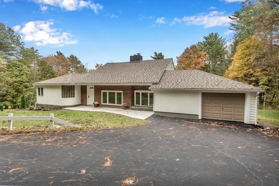31 Lovers Ln, Greenfield, MA 01301 - #2