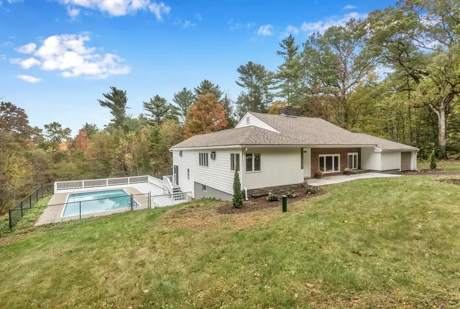 31 Lovers Ln, Greenfield, MA 01301 - #3