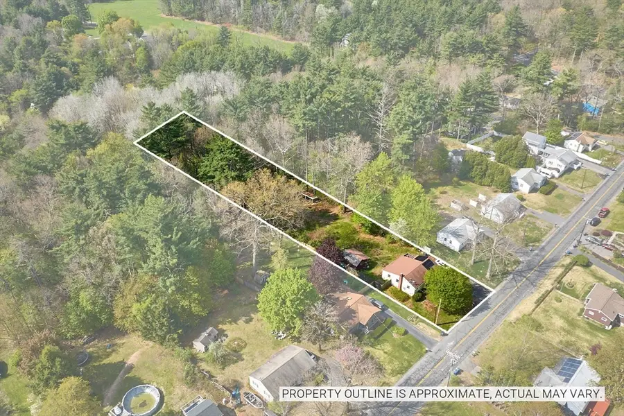 12 Pomeroy St, Easthampton, MA 01027 - #3