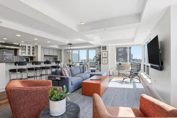 2 Battery Wharf #2302, Boston, MA 02109